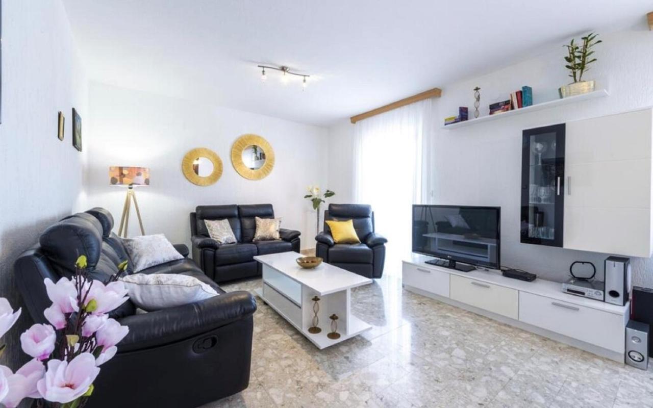 Holiday Home Swiss Кавтат Екстериор снимка