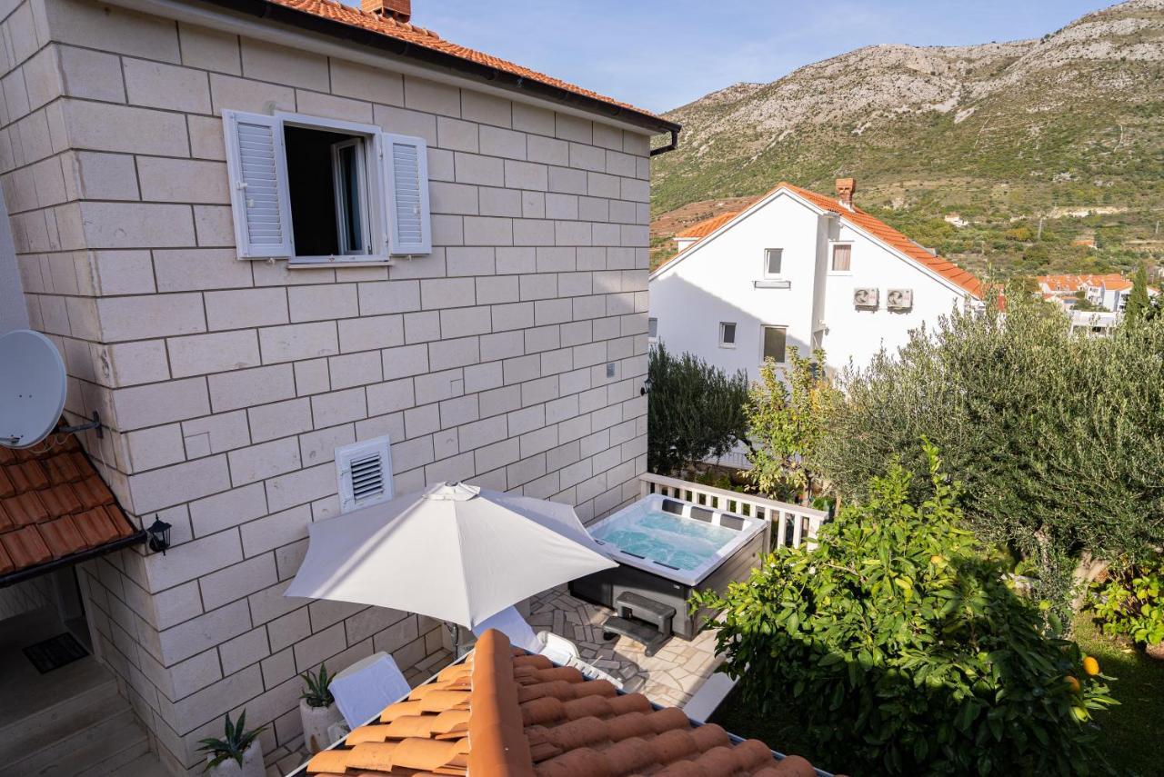 Holiday Home Swiss Кавтат Екстериор снимка