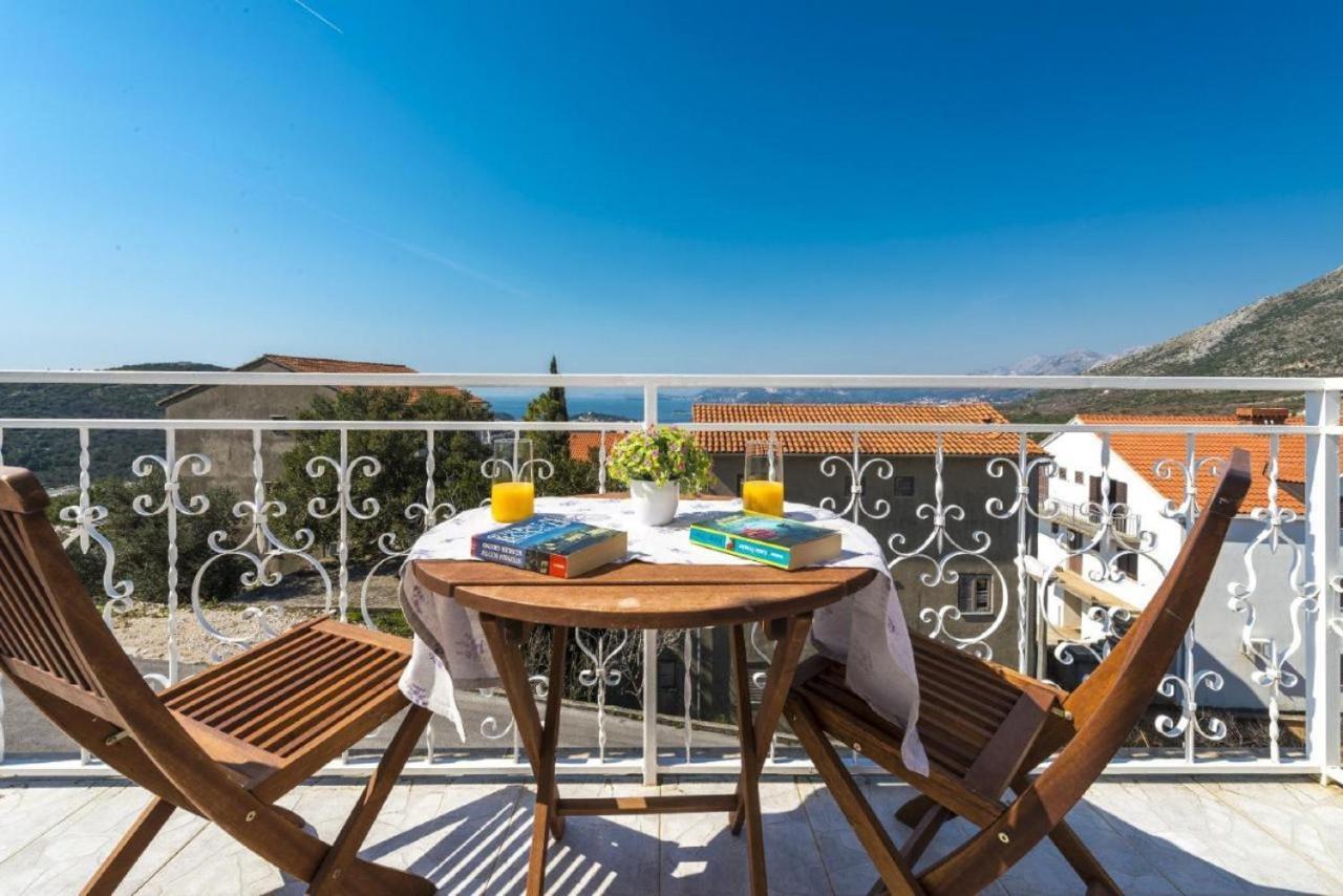 Holiday Home Swiss Кавтат Екстериор снимка