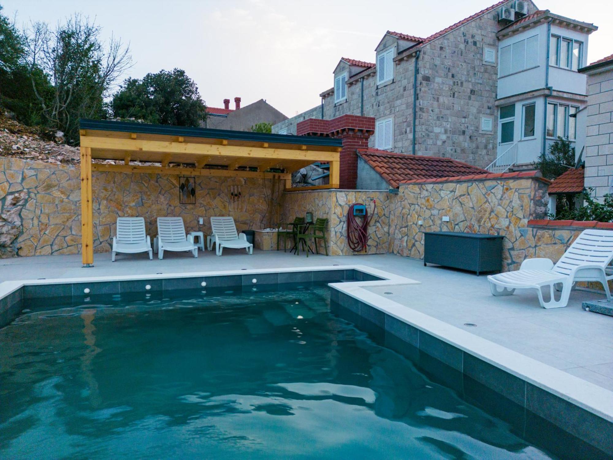 Holiday Home Swiss Кавтат Екстериор снимка